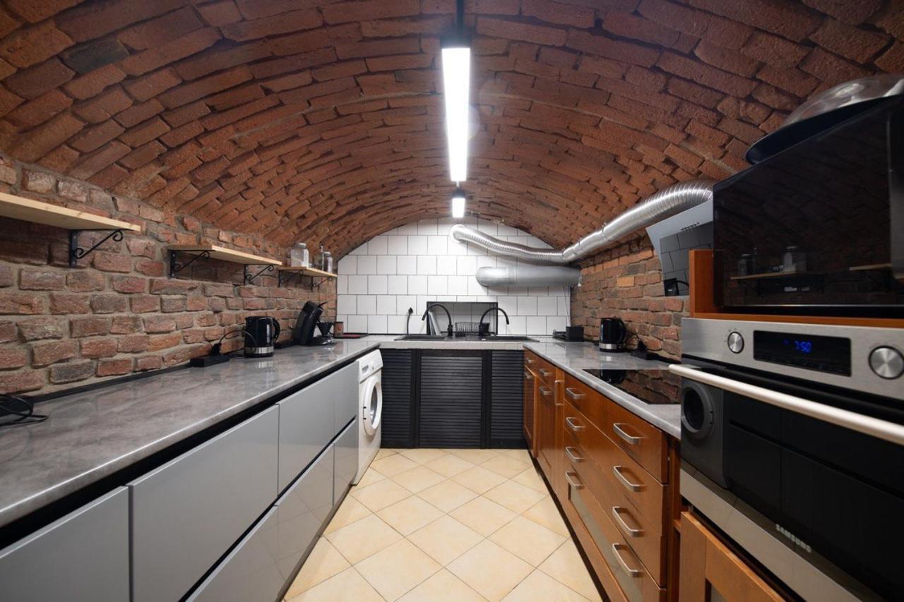 Hostel Pini - Przytulne W Centrum Krakowa *