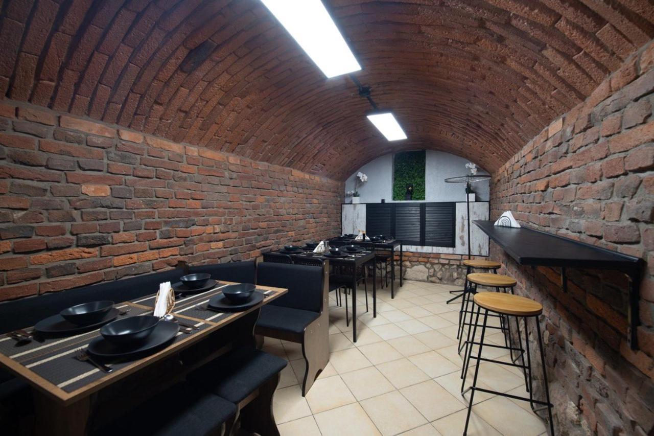Pini - Przytulne W Centrum Krakowa Hostel